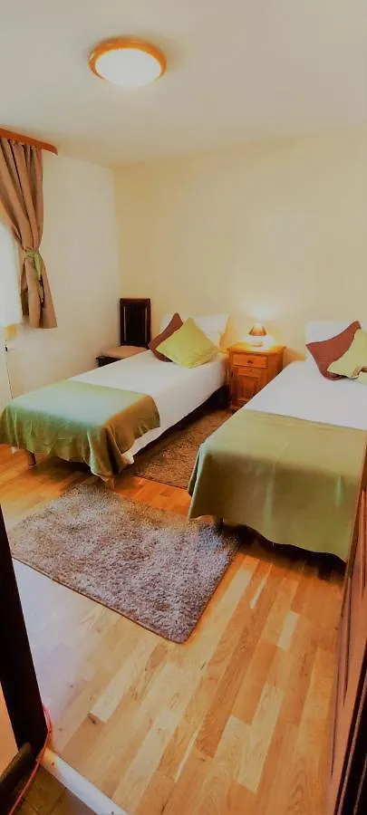 Privatunterkunft Gorski Widok Karpacz Apartamenty I Pokoje- Salon Kominkowy Polen
