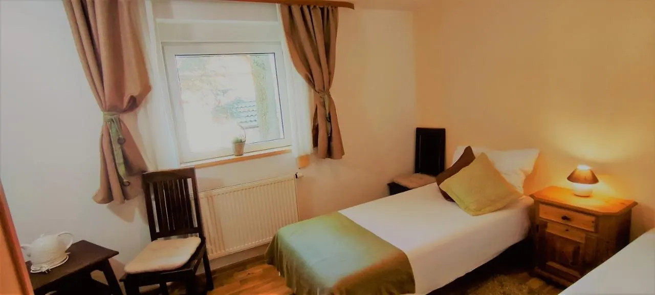 Apartamenty i Pokoje Gorski Widok-Sala Kominkowa Karpacz Kwatera prywatna
