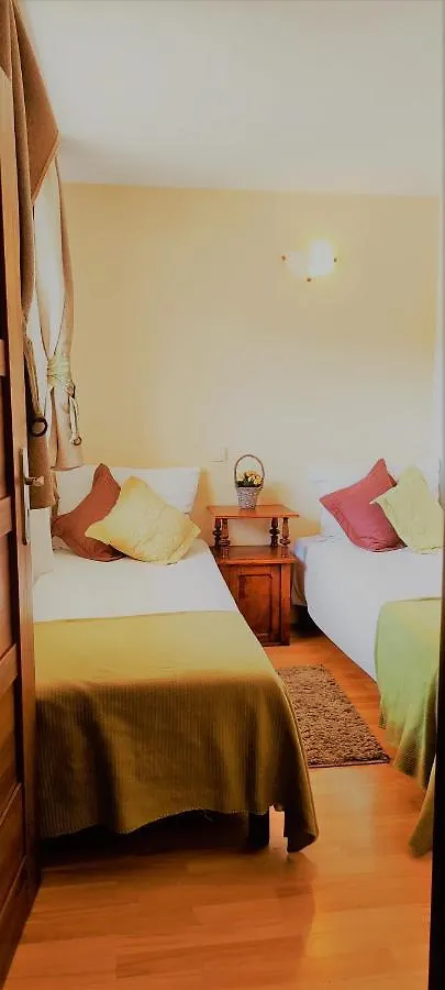 Apartamenty i Pokoje Gorski Widok-Sala Kominkowa Karpacz