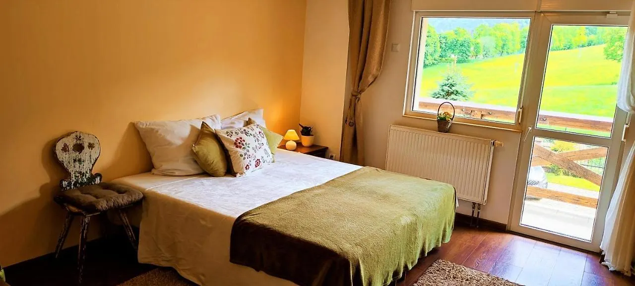 Apartamenty i Pokoje Gorski Widok-Sala Kominkowa Karpacz Polska